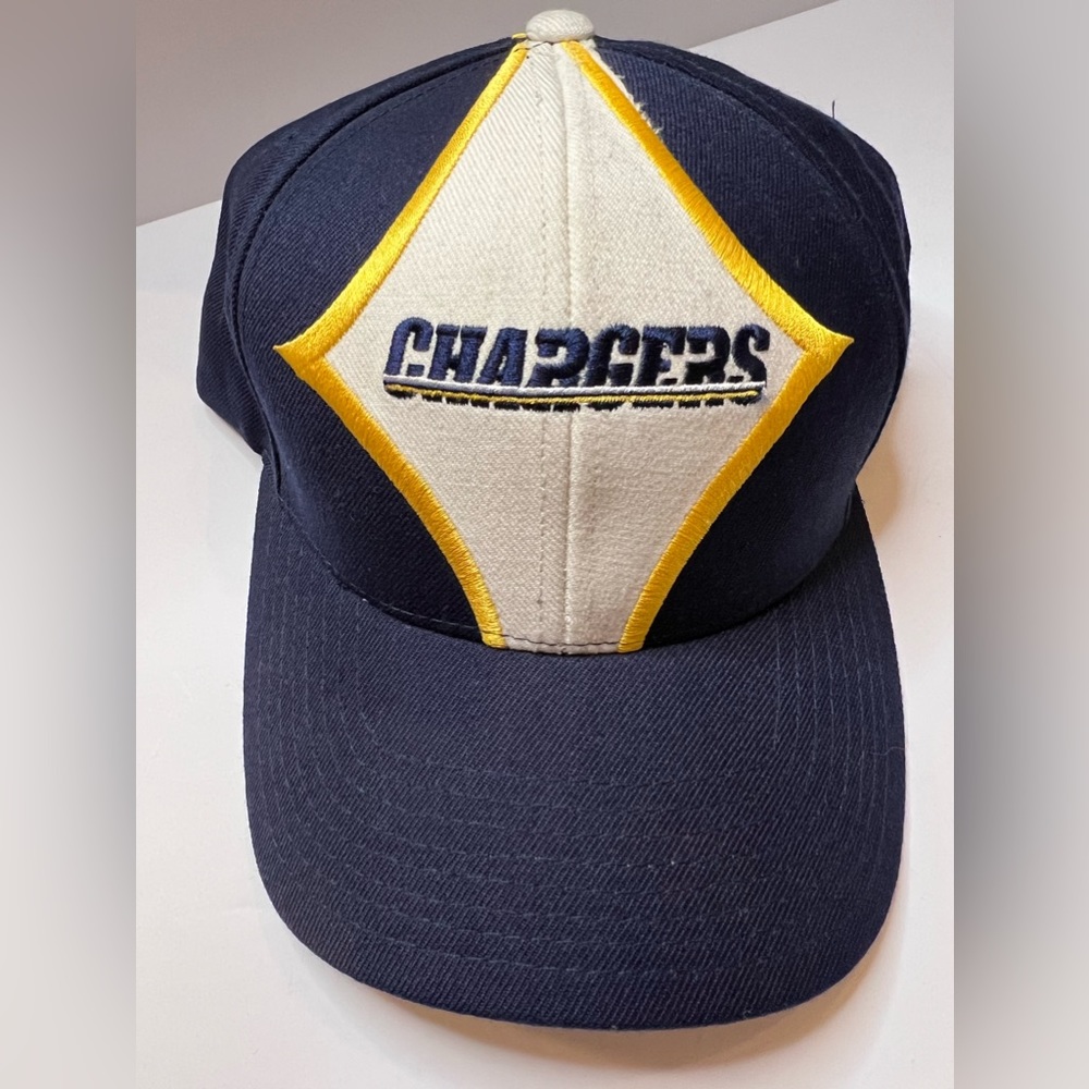 Vintage chargers hat